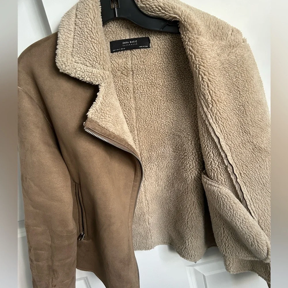 Zara Basic Outerwear Tan Jacket with Shearling Collar